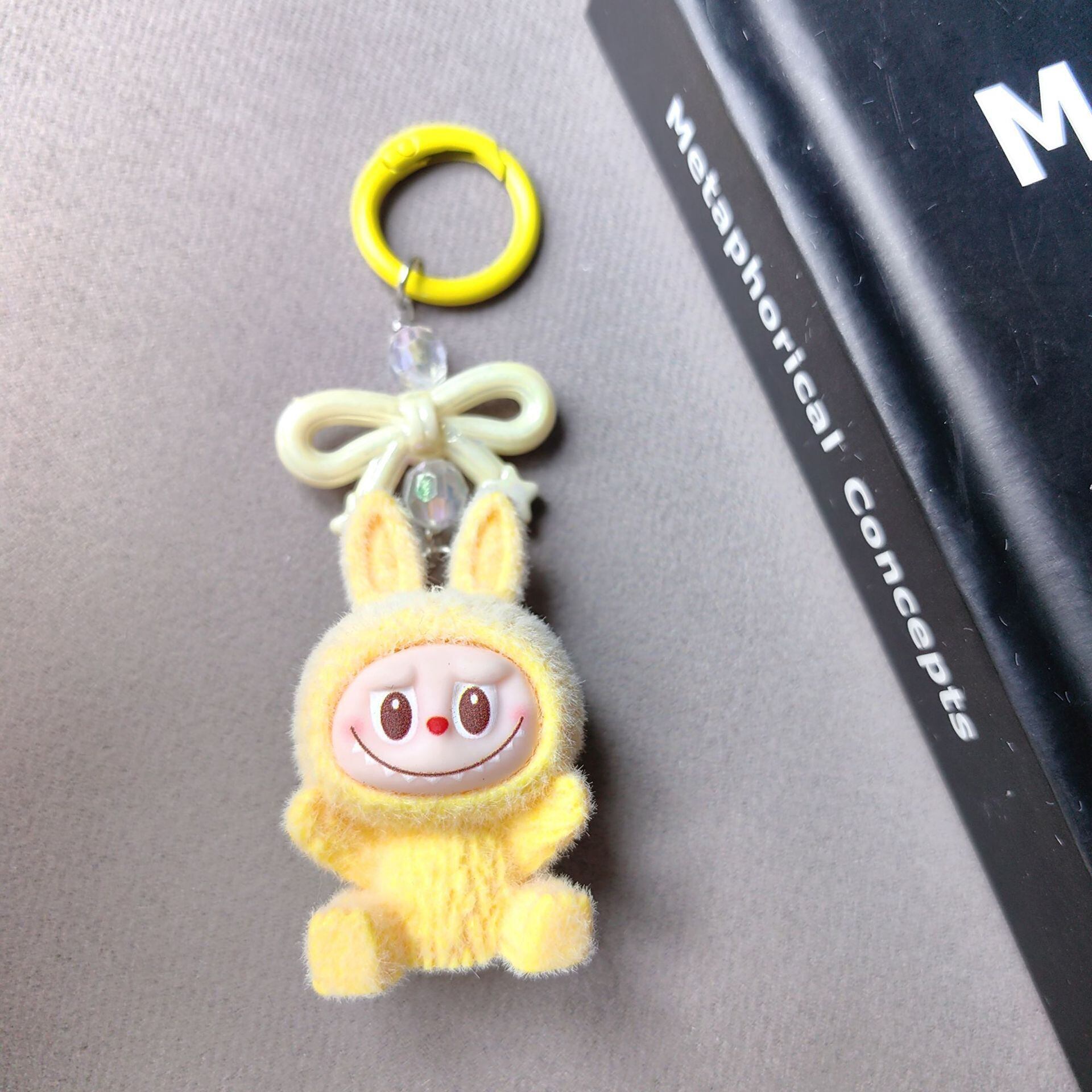 ちっちゃな萌えフィギュア！labubu ラブブ フェルト キーホルダー 萌え