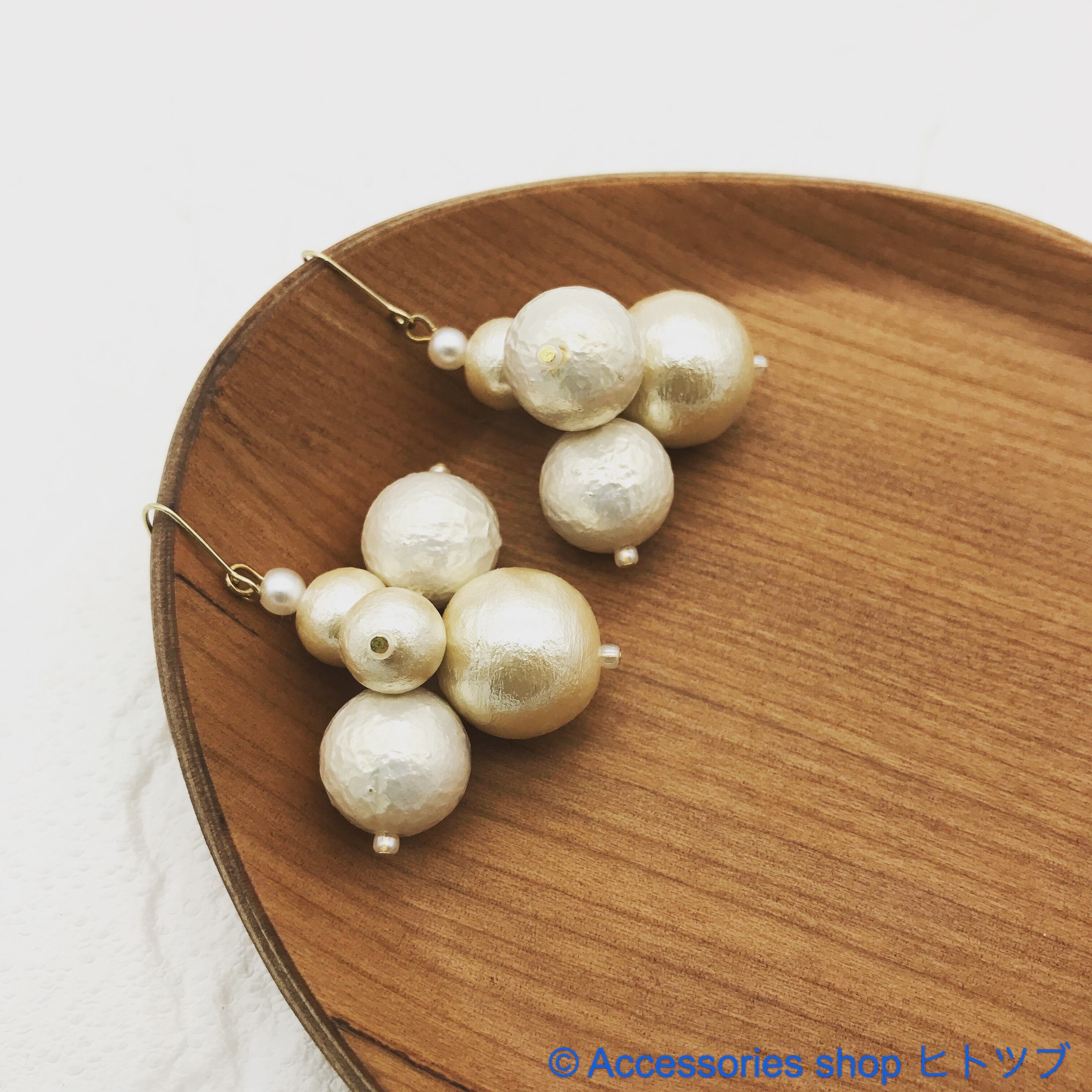 0062:コットンパールとシュリンクパールの上品ピアス