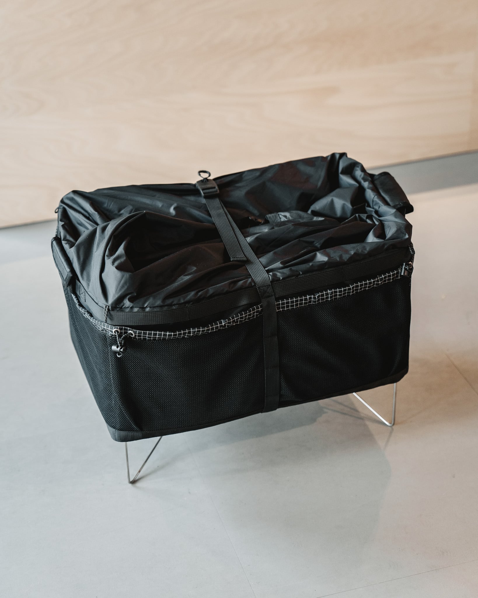 【新品未使用】H.R CONTAINER by LOG ⁡ TARPtoTARP LOG / H.R CONTAINER | LUVER