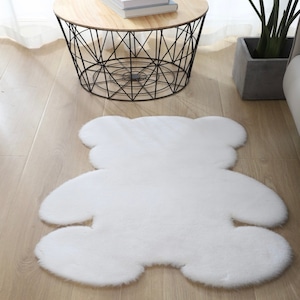 【送料無料】bear rug 2size 5colors / ベアー ラグ フットマット カーペット フェイクファー 北欧 韓国 雑貨