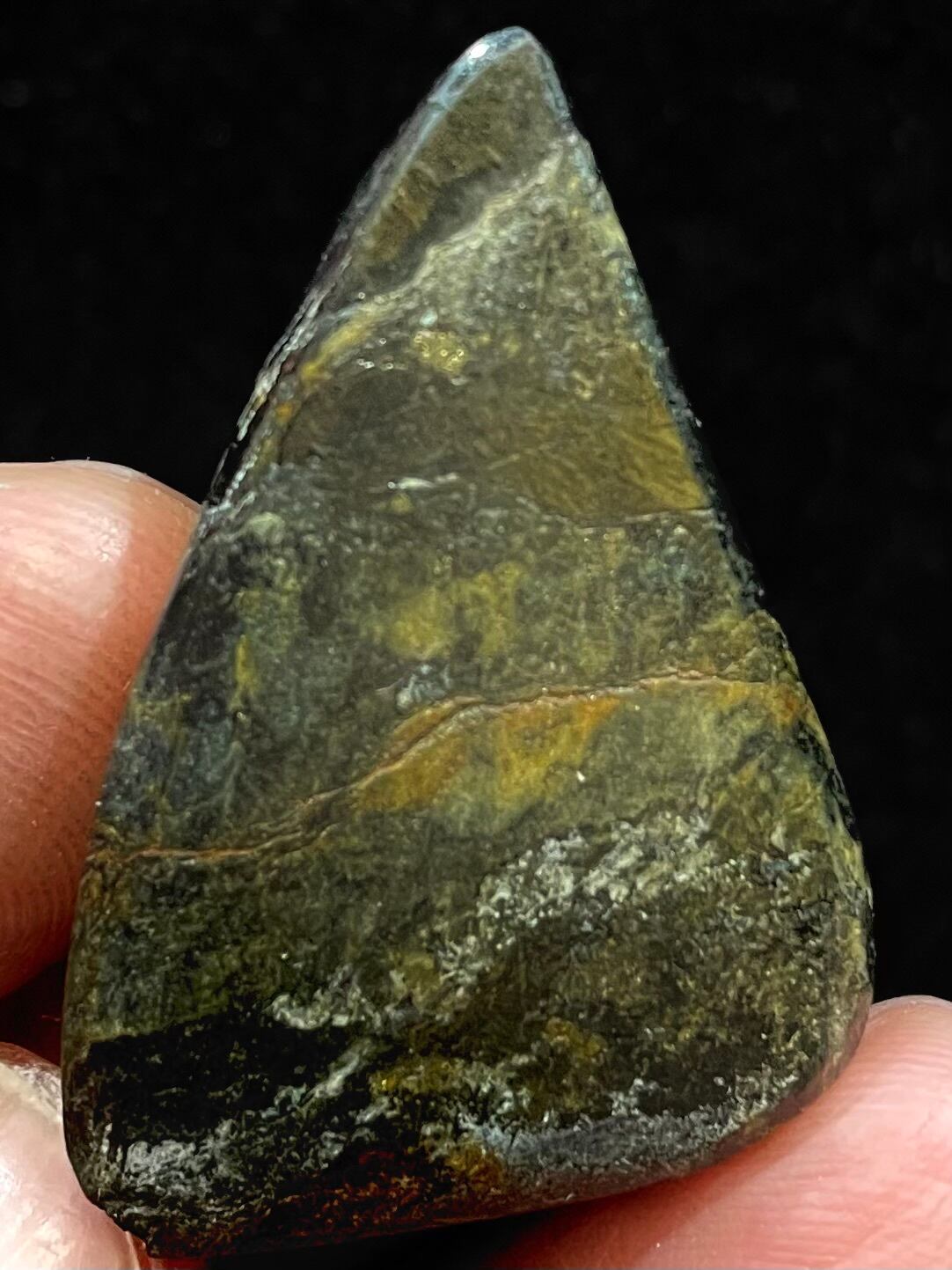 3) 大宇宙との共鳴!ユーフォラ・メテオライト「エイリアナイト」ルース・ストライプ(小型)