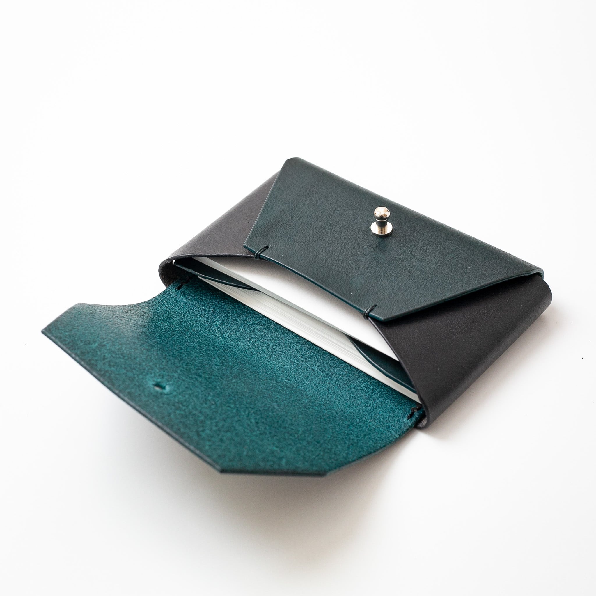 モダンデザインの名刺入れ | Cwith Leather（シーウィズレザー）
