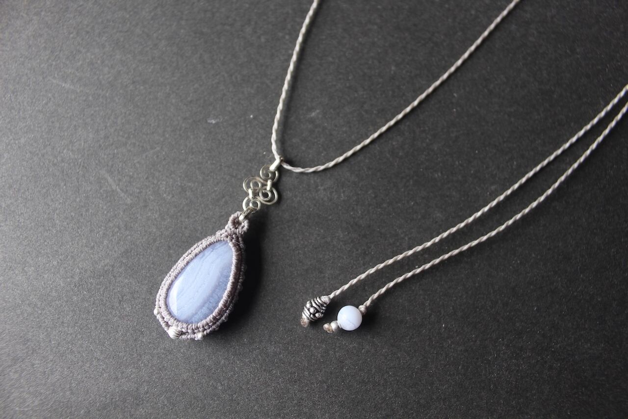 Blue Lace Agate silver925 wirework micro macrame pendant