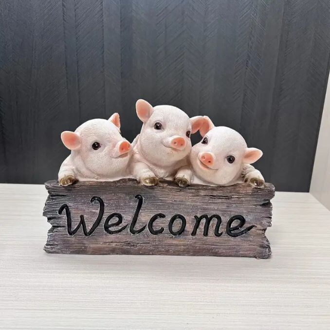 3匹の子ブタのウェルカムサイン 置物 動物 オブジェ 可愛い