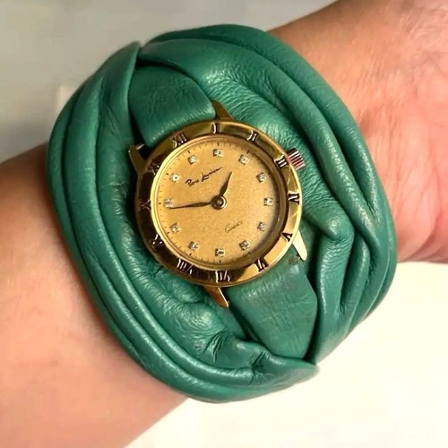 Pierre Lannier ヴィンテージ レッド腕時計