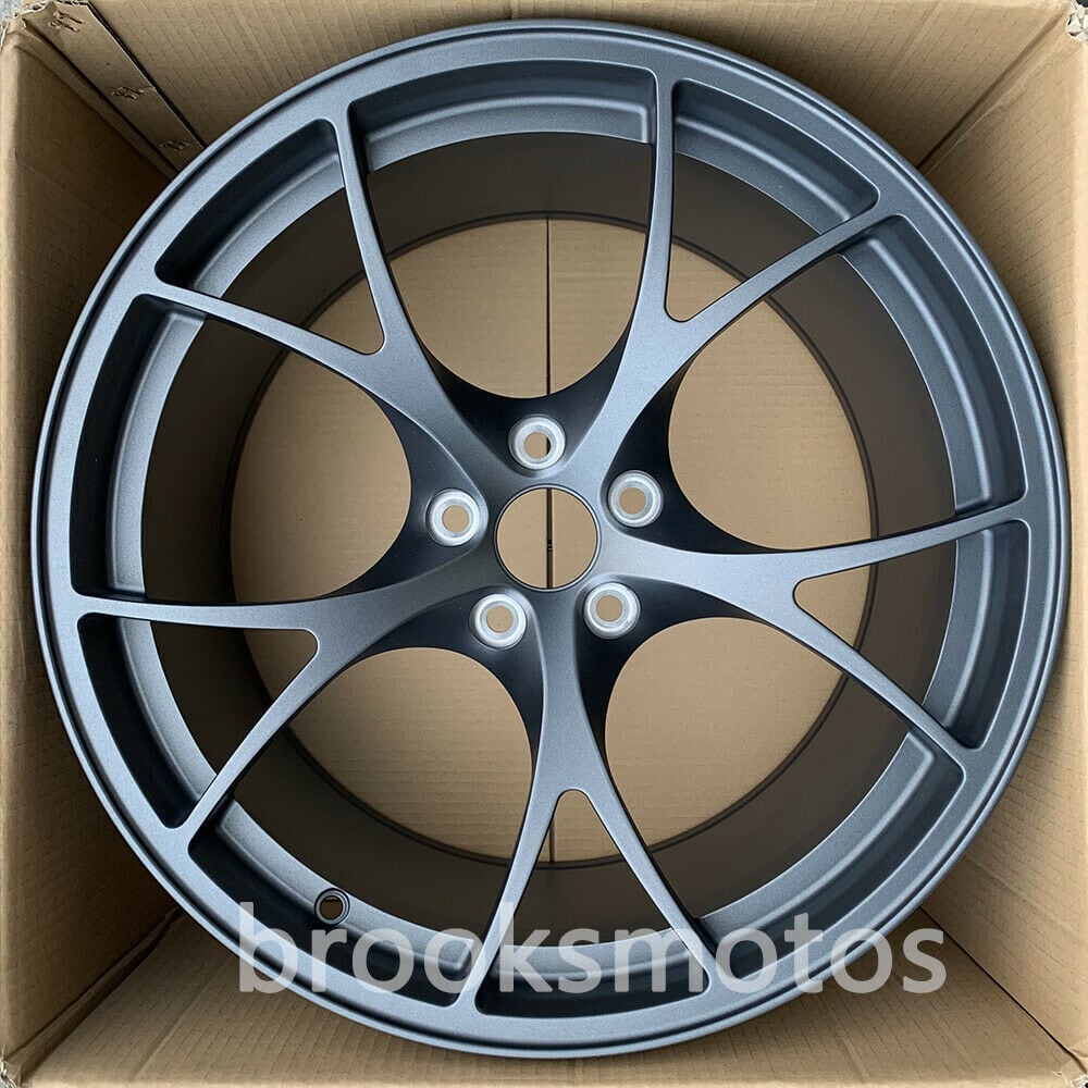 18インチ アルファロメオ GIULIA 18インチ ホイールセット 18x7.5 +33