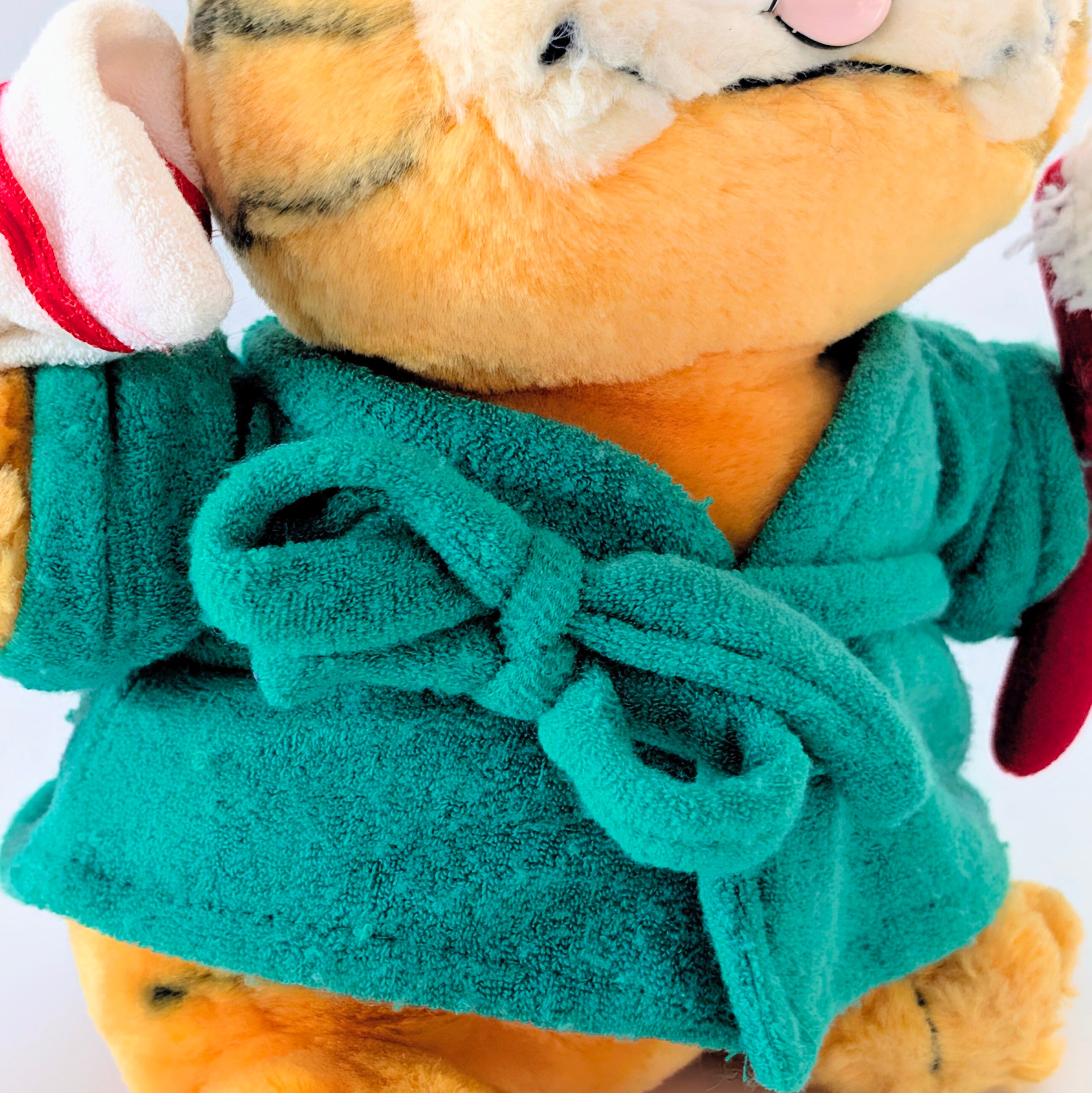 ☆ VINTAGE 1980年代初期 ☆【 Garfield ( ガーフィールド ) 】『 Zzz... オヤスミ歯磨きガーフィールド 』ぬいぐるみ プラッシュ plush 1980年代年製 〚アメリカン雑貨 アメトイ〛