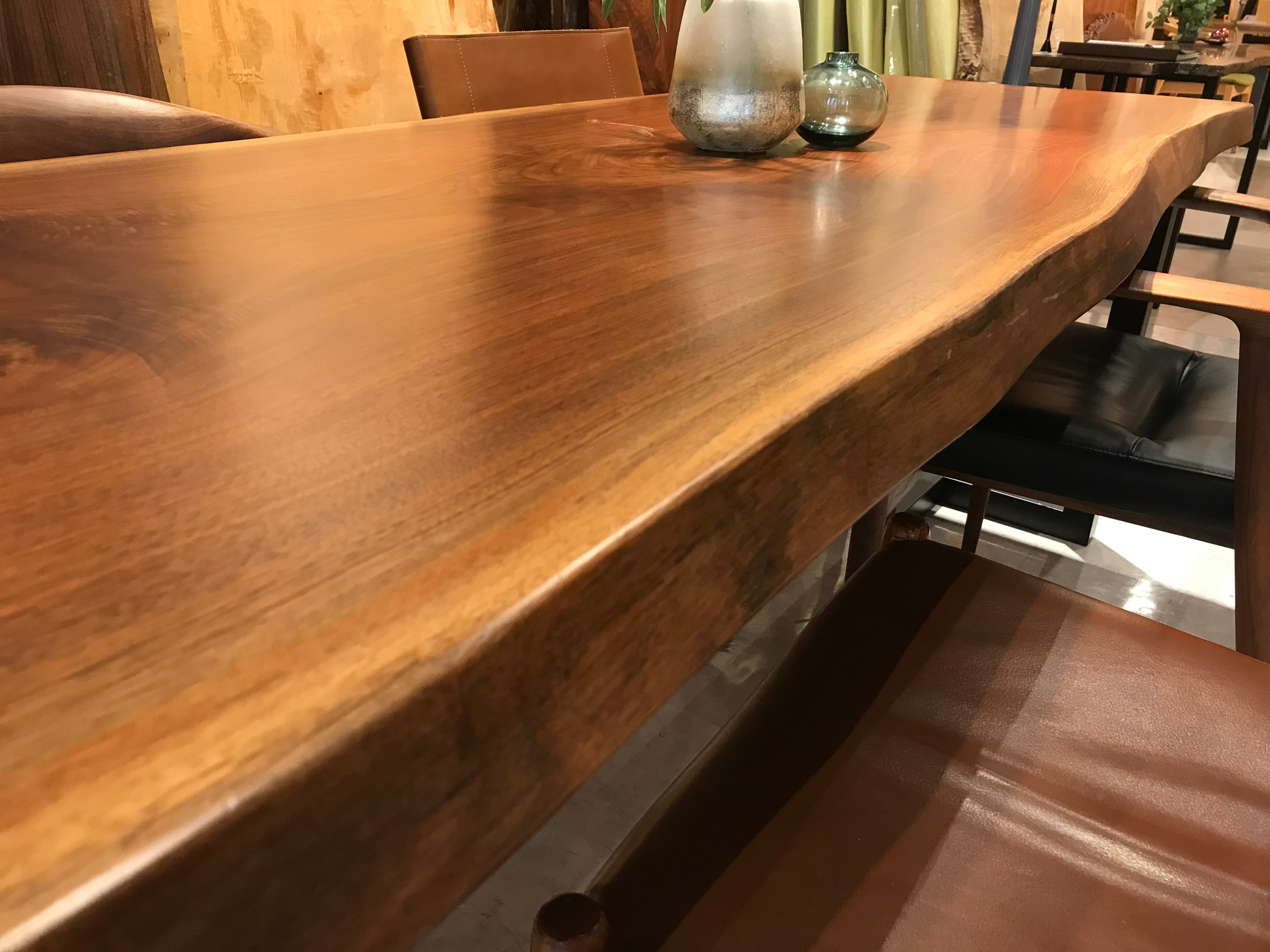 ウォールナット_1940×700-720-770×57_横浜元町店_テーブル天板/一枚板