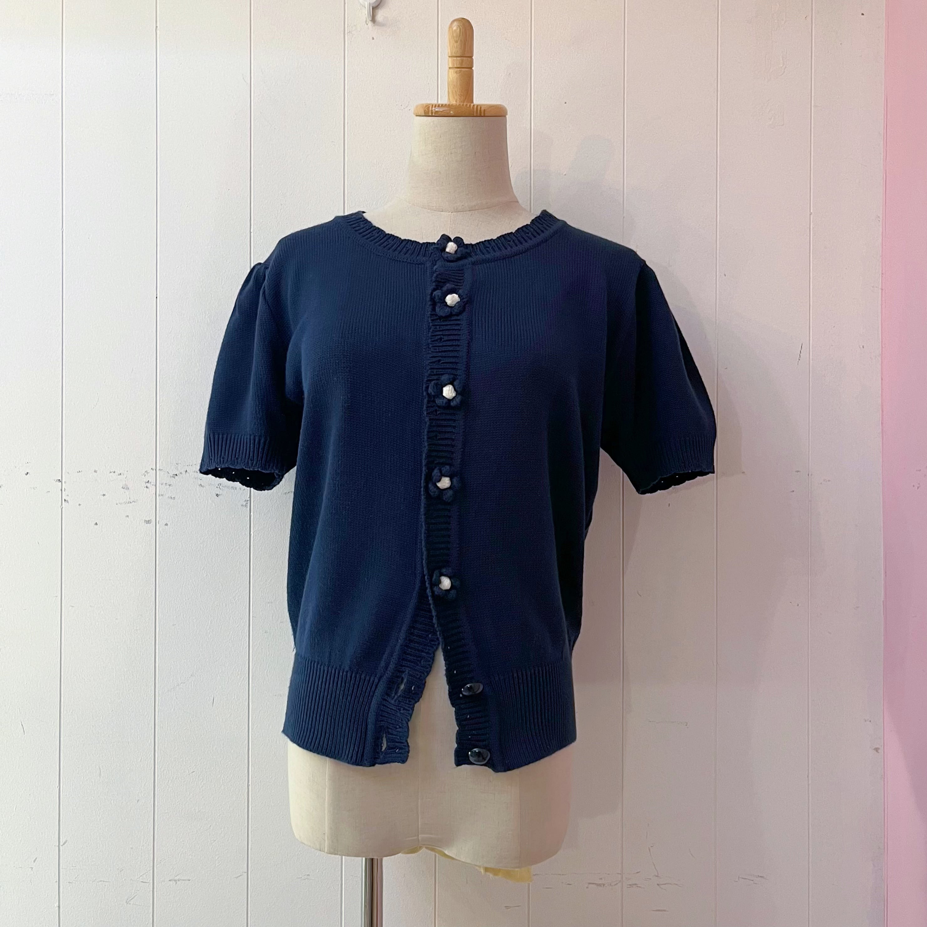flower button navy knit cardigan