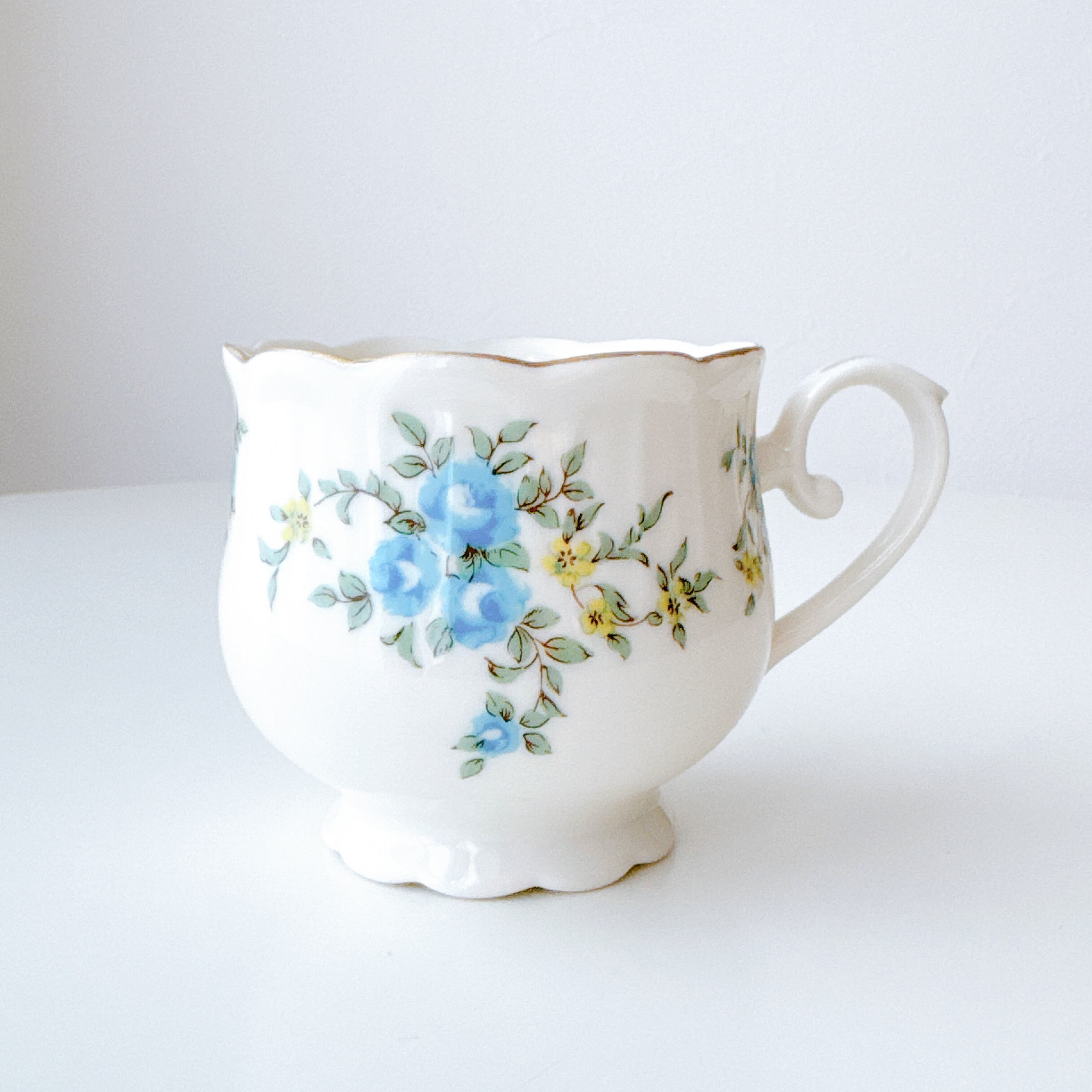 vintage】HOYA ホヤ 青い小花のティーカップ&ソーサー | piéce antique