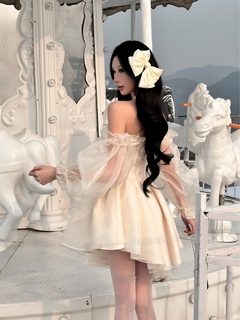 ワンホン｜シースルースリーブドレープオフショルダーワンピース