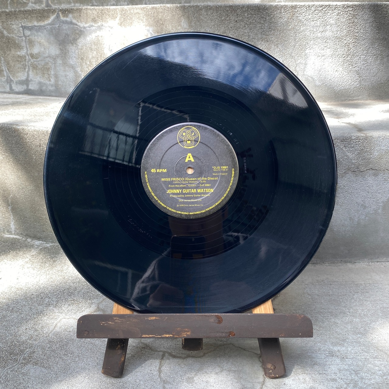 Johnny Guitar Watson – Miss Frisco (Queen Of The Disco)