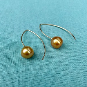 南洋真珠ピアス ゴールド9mm-up