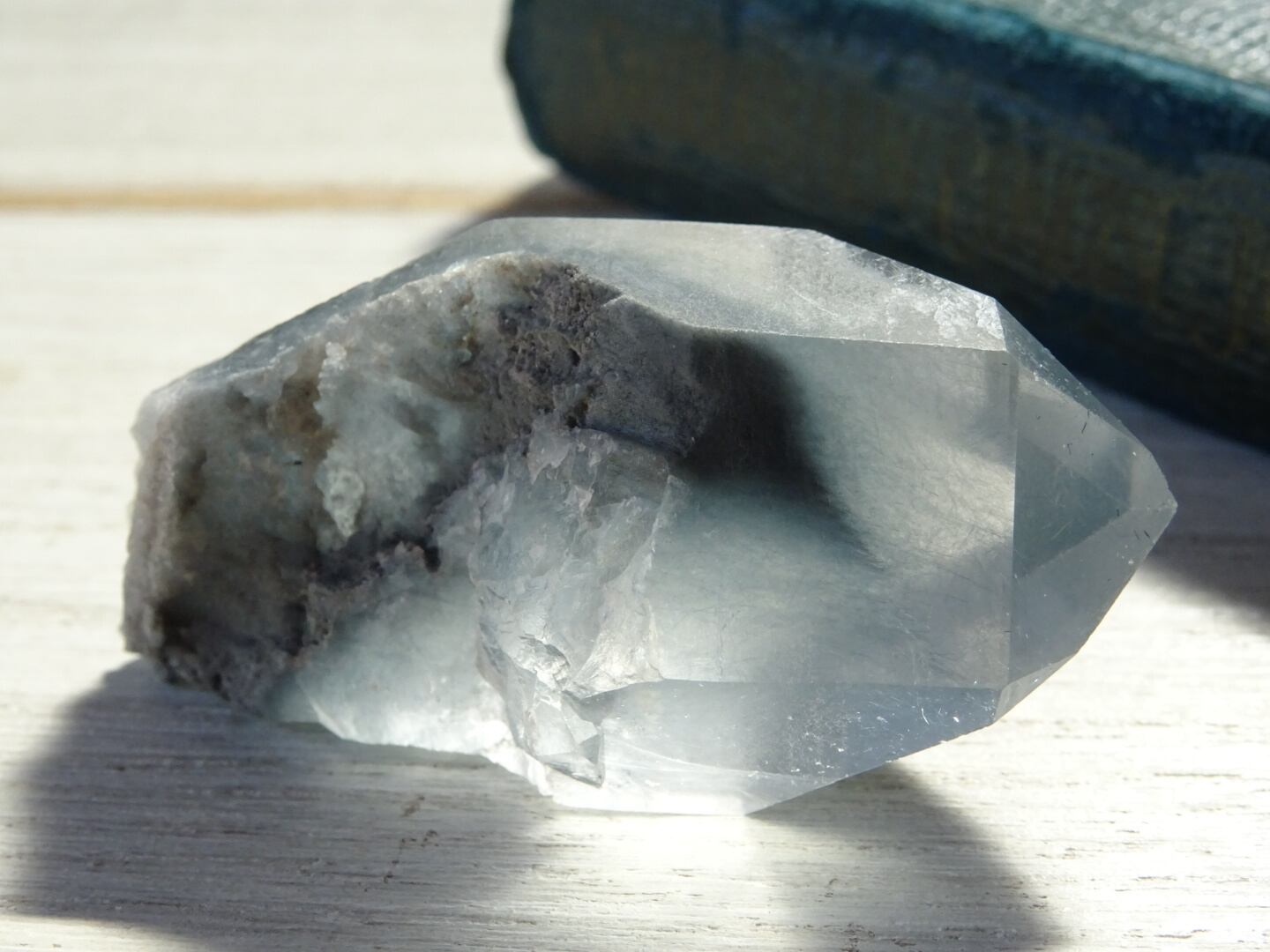 ブルーターラクォーツ(super quality) No.5 ~Blue Crystals ブルーターラクォーツ(super quality) No.5 ~Blue Crystals
