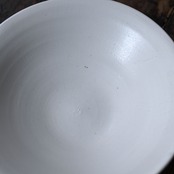齊藤十郎　白磁7寸鉢（開き）