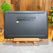 人気/ HP 250 G7 / 最高峰Core i7第8世代/ メモリ16GB/SSD256GB/オススメ/ノートパソコン