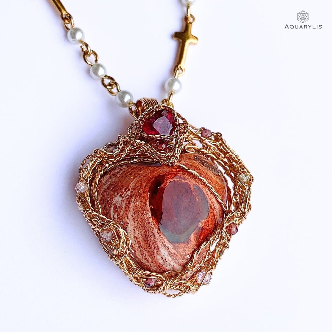 LOVE Collection｜オパールのペンダント（K14GF／3.4cm）｜AQUARYLIS