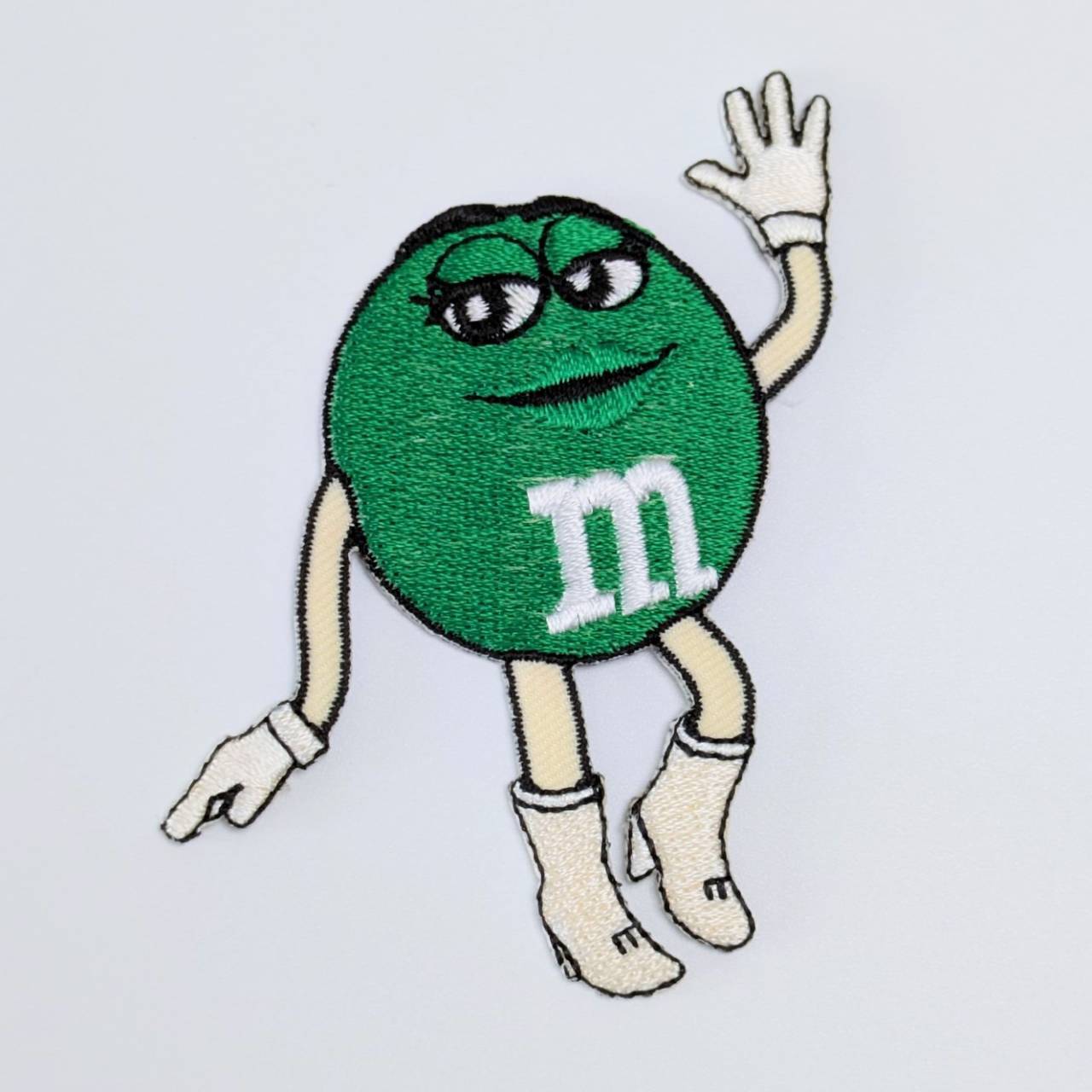 再入荷！送料無料！ ★刺繍アイロンワッペン★【 エムアンドエムズ（M&M's）】 グリーン〚アメリカン雑貨 アメトイ〛