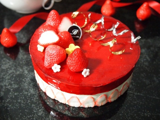 食品サンプル フェイクスイーツ フレジェ ホールケーキ 直径15cm 皿なし 食品サンプル 撮影小物 ショップディスプレイ専門店 Joycreate創喜