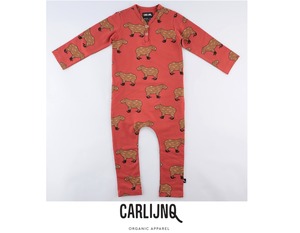 【 即納 】 CARLIJNQ カーラインク ロンパース カバーオール ボディスーツ 長袖 足付き 秋冬 秋 冬 新作 子供服 子供 赤ちゃん ベビー 女の子 男の子 ユニセックス 人気 おすすめ かわいい おしゃれ 出産祝い プレゼント 贈り物 ギフト 柄 アニマル柄 アニマルプリント カピバラ インポート 海外子供服 海外ブランド 50 60 70 80 90