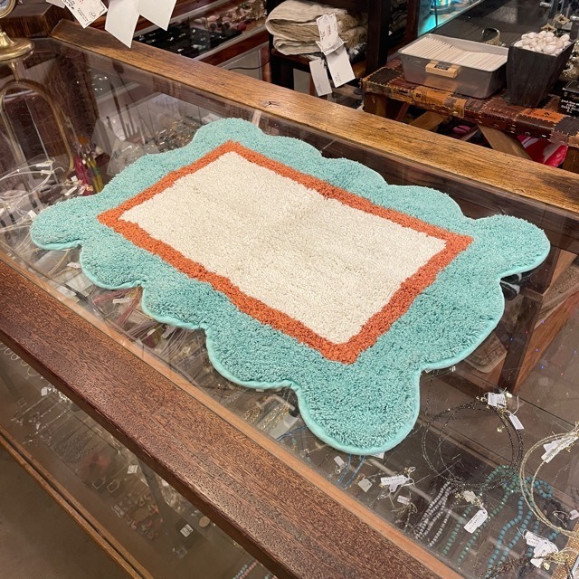 Scalloped Mat Rectangle / スカラップマット レクタングル ラグ マット バイカラー 玄関マット ベッドサイドマット 敷物 カラフル かわいい うねうね リビング インテリア ギフト プレゼント 新生活