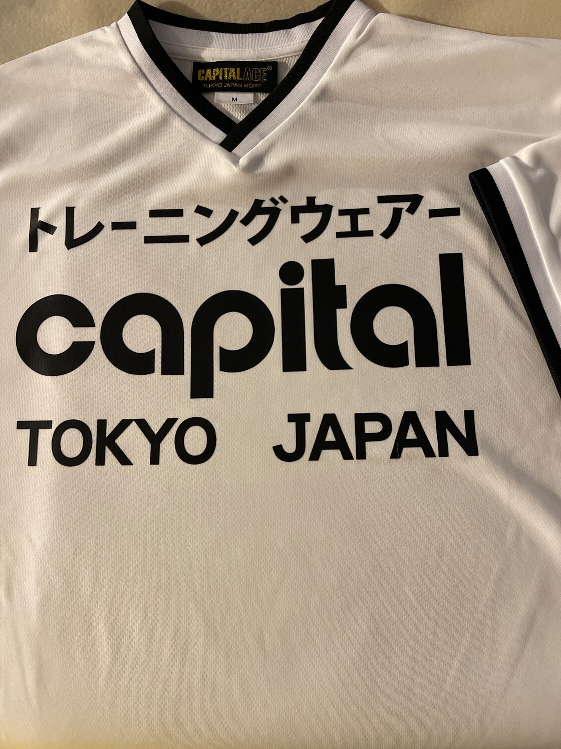 キャピタルスポーツ ホワイト Vネック ドライTシャツ ブルーザー 