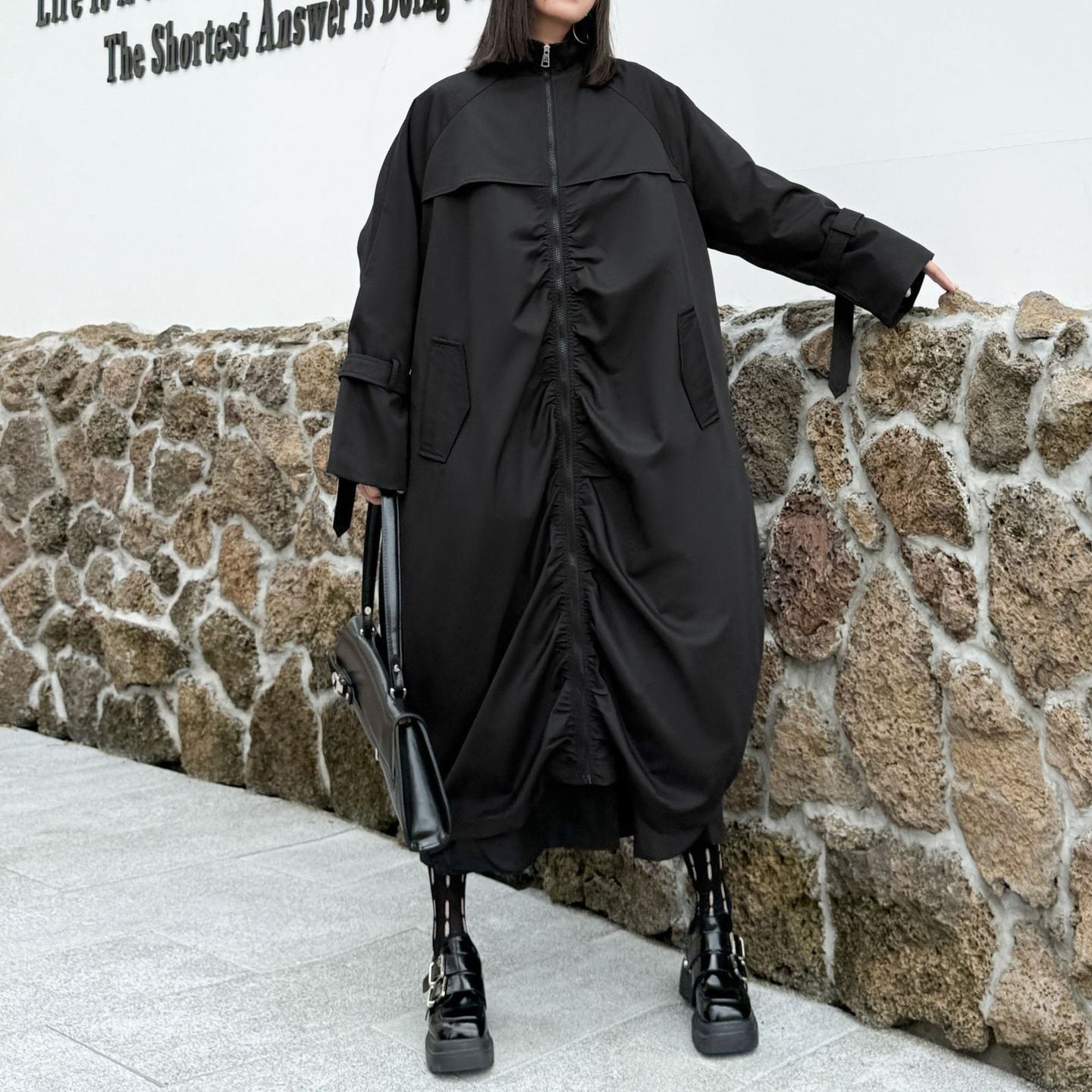 BLACK STAND COLLAR FULLZIP COCOON COAT 1color M-15005