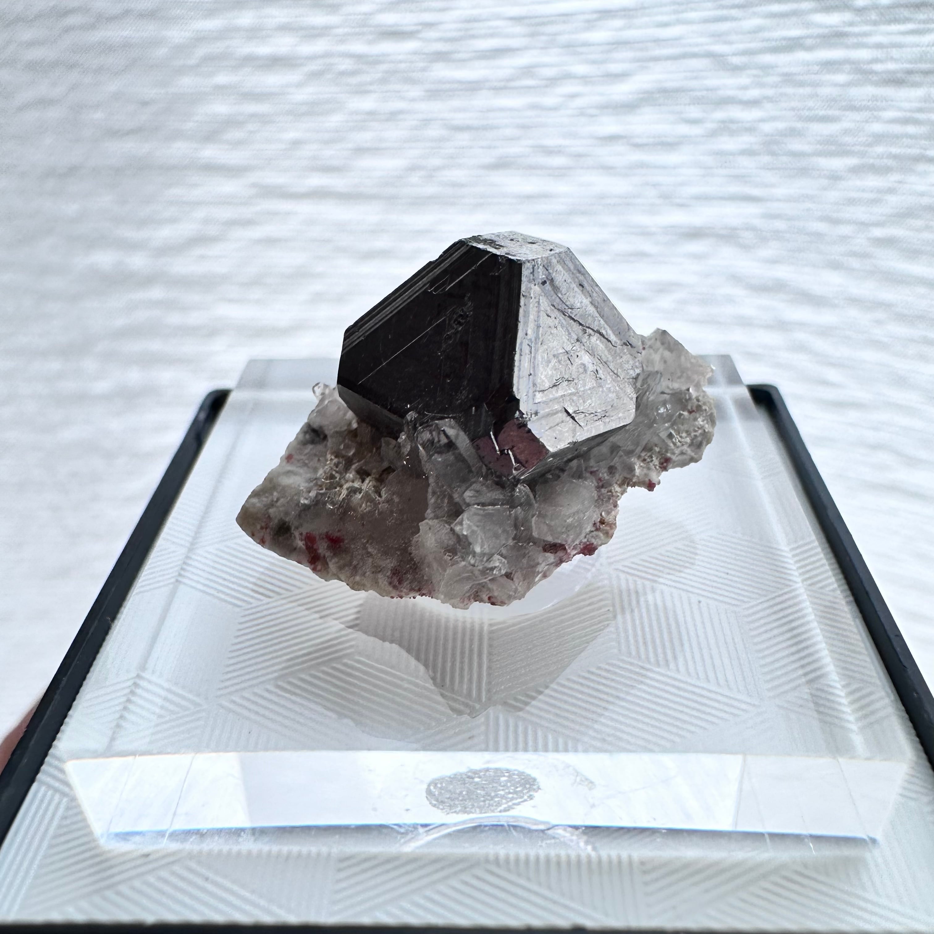 カローライト 【Carrollite】コンゴ民主共和国産 | PEANUTS MINERALS