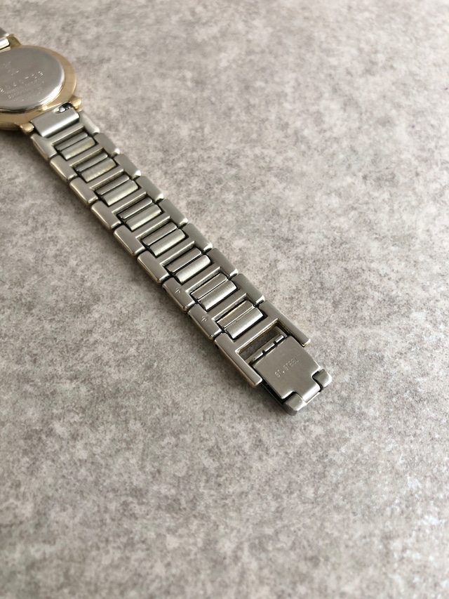 Yves Saint Laurent イヴ・サンローラン 腕時計 シルバー×ゴールド ステンレススチール クォーツ 2200-229789Y vintage ヴィンテージ オールド ss777s
