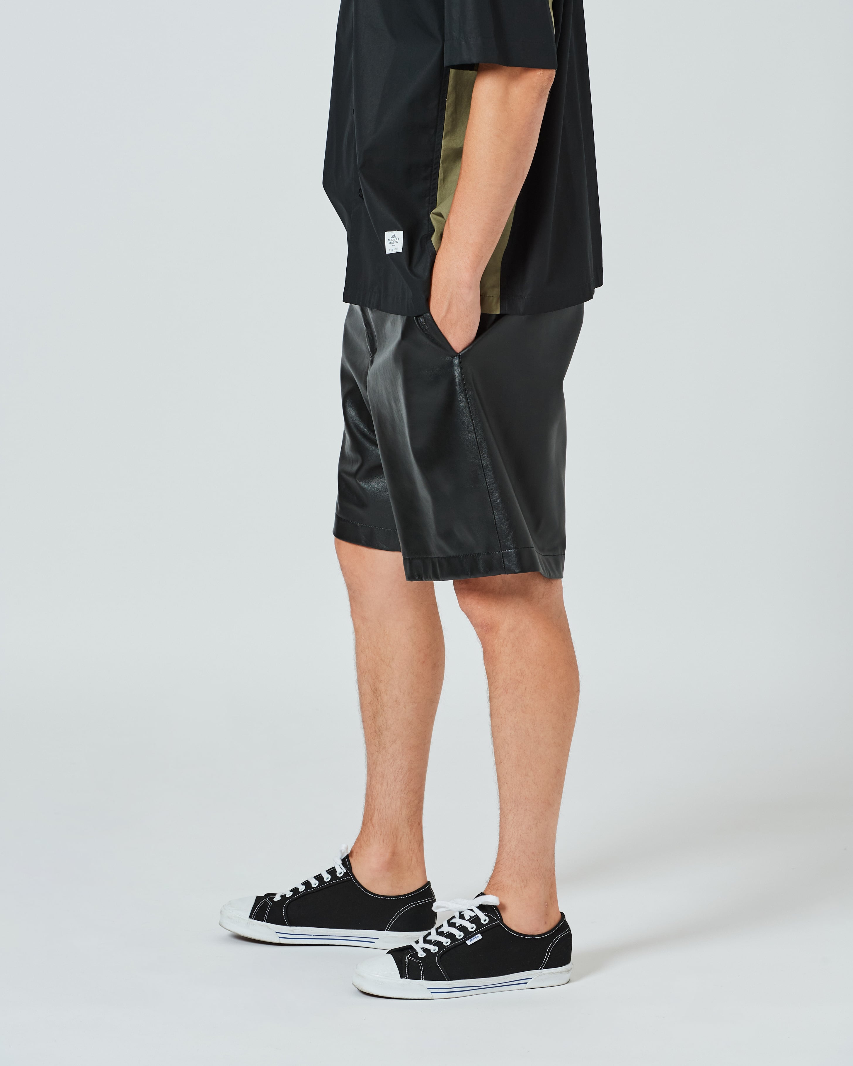 レザーショーツ | ACANTHUS ONLINE STORE