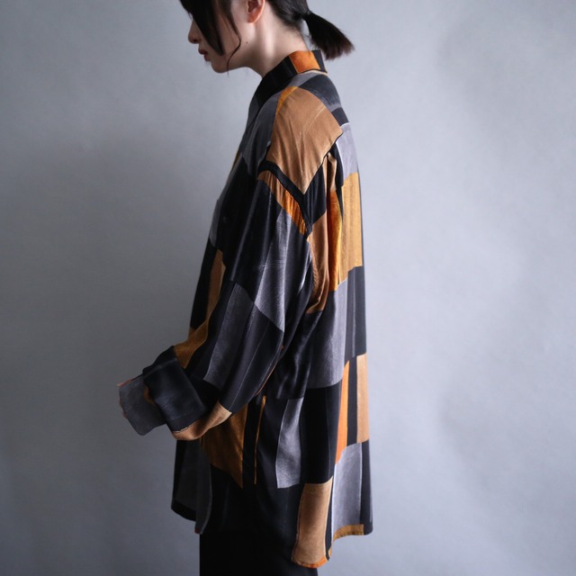 good coloring square art pattern loose shirt（made in italy）