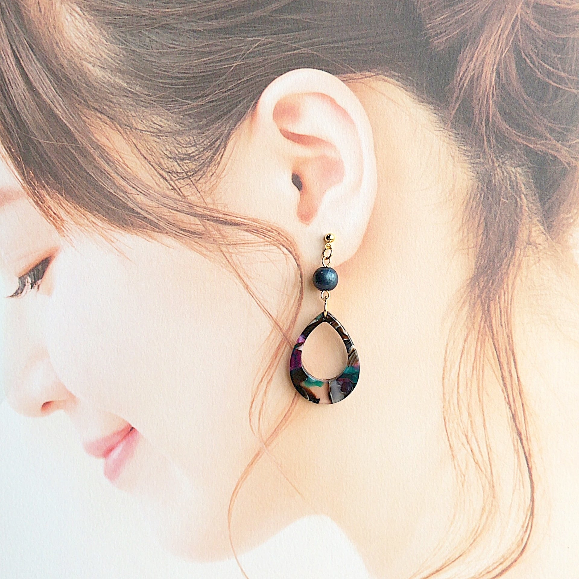ピアス】 雫アクリルフープ | fiore di eleganza