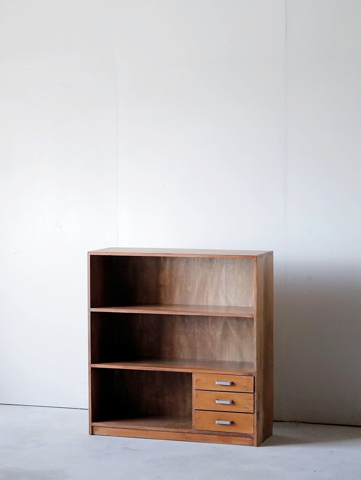 古道具 小ぶりの戸棚 小引戸棚① | 全ての商品 - 古家具古道具 そうすけ