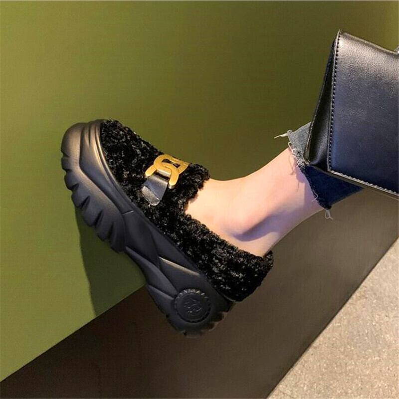 【新作】【送料無料】 春と秋の女性の身長が上がるプラットフォームシューズメタルファッションデコレーションぬいぐるみフラットシューズ 靴 スプリング 春物 オータム 秋物 10b332136317879