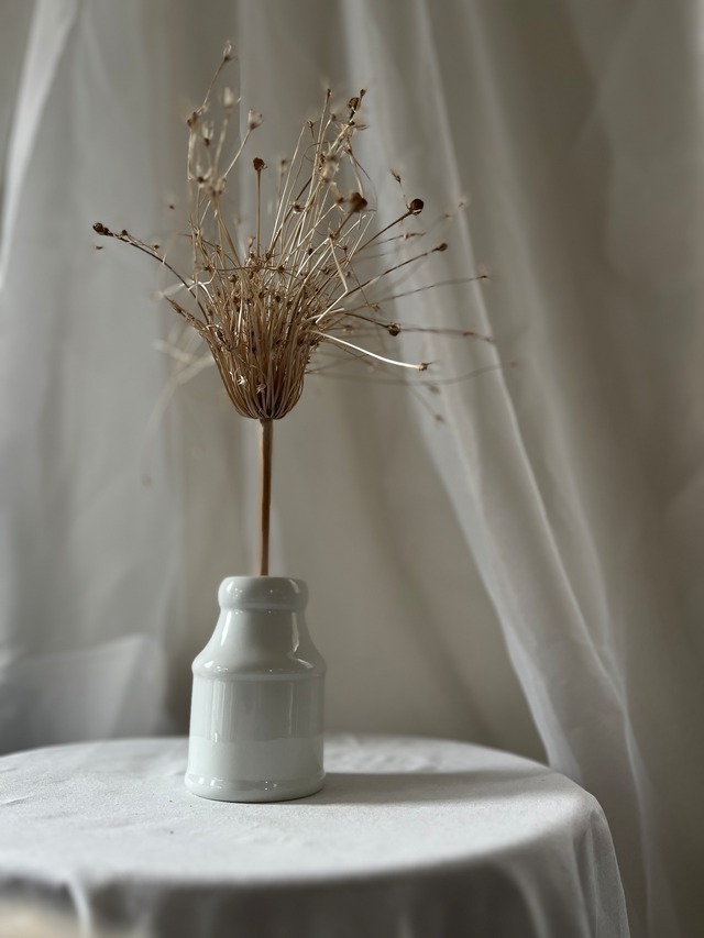 白磁 ヴィンテージ フラワーベース サークル　 vintage flower vase