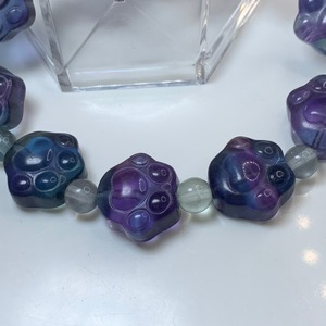 7.ブルーグラデーション肉球フローライト・ブレスレット