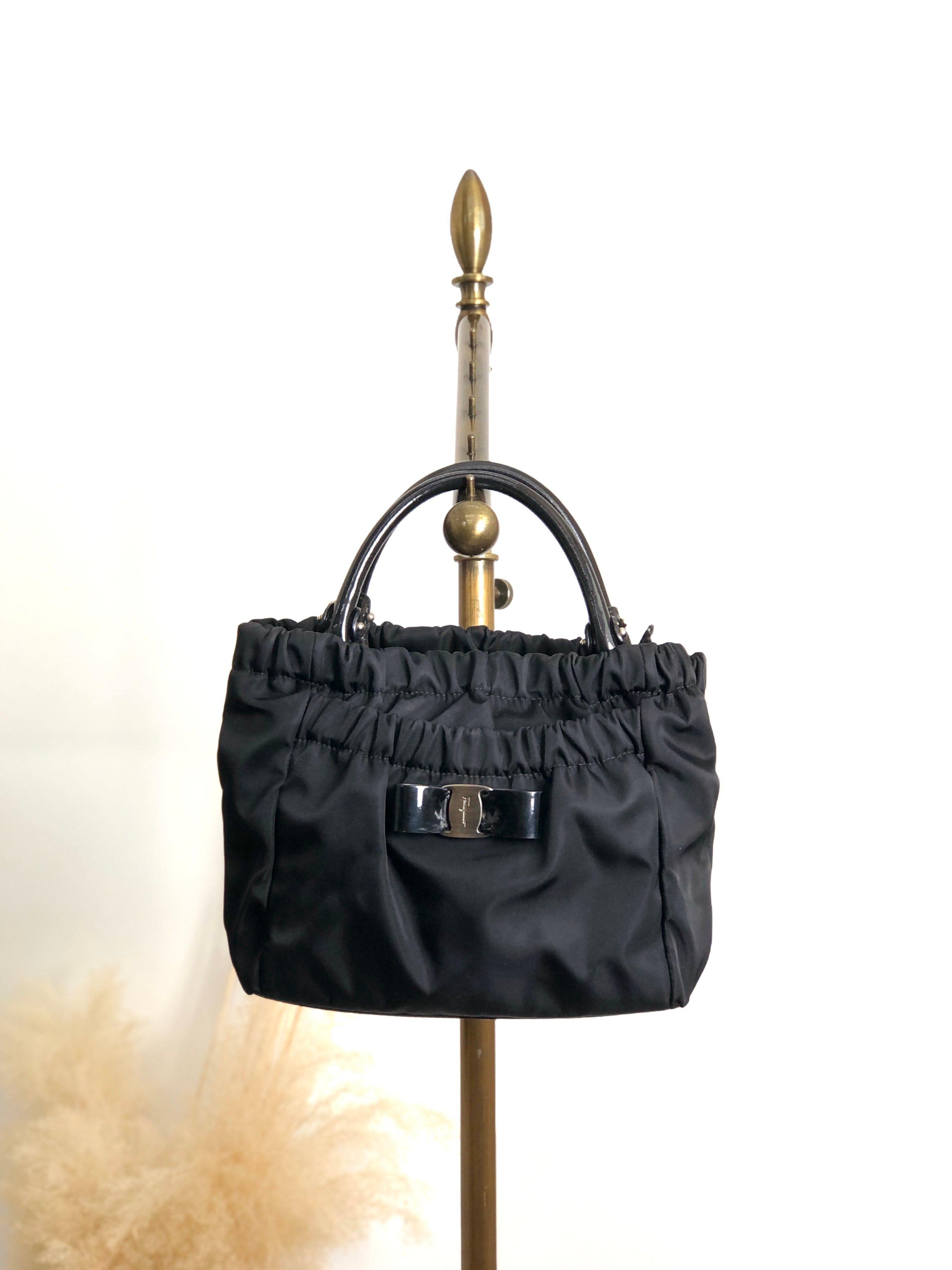 Salvatore Ferragamo | VintageShop solo