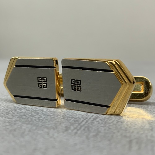 givenchy cuffs カフス　ジバンシィ　カフリンクス