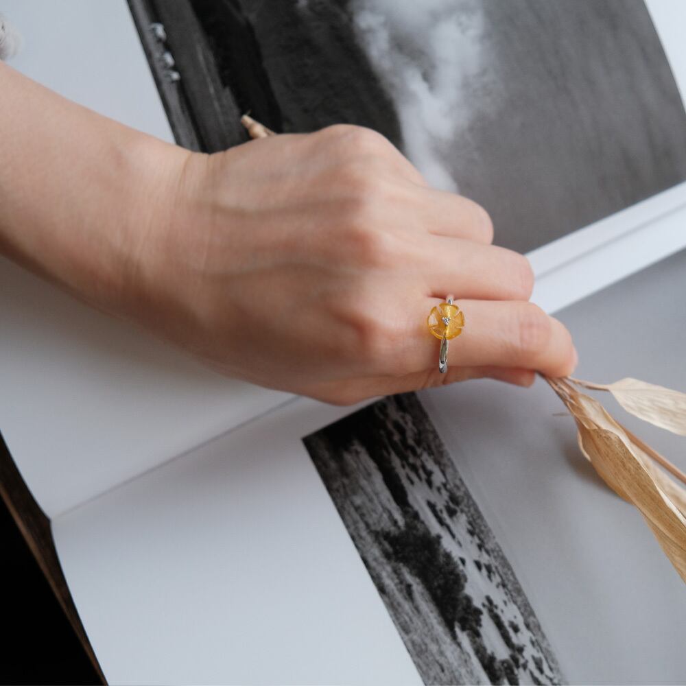 黄色い翡翠のシルバーリング