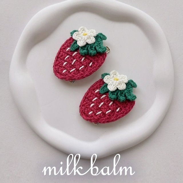 【取寄】milk balm｜strawberry hairpin｜いちごヘアピン｜FREE｜kids｜26 summer
