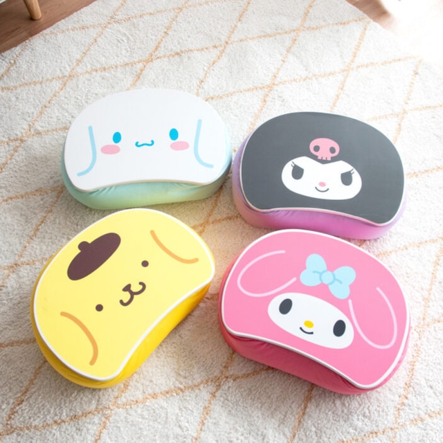 サンリオキャラクターズ テーブルクッション シナモロール  キティちゃん  クッションテーブル 2701