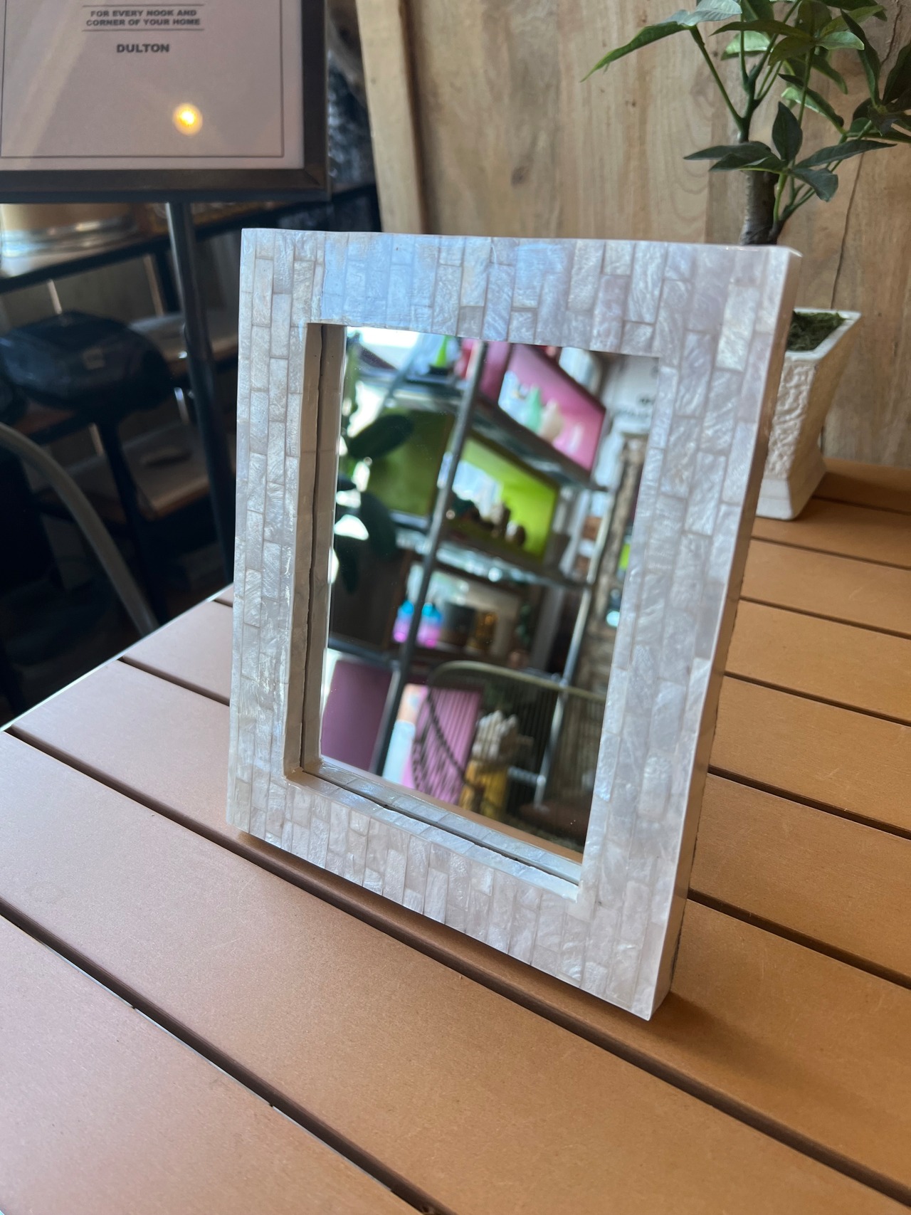 Shell Mosaic Tabletop Wall Mirror　シェルモザイク卓上・ウォールミラー　shell　シェル　ミラー　mirror　卓上ミラー