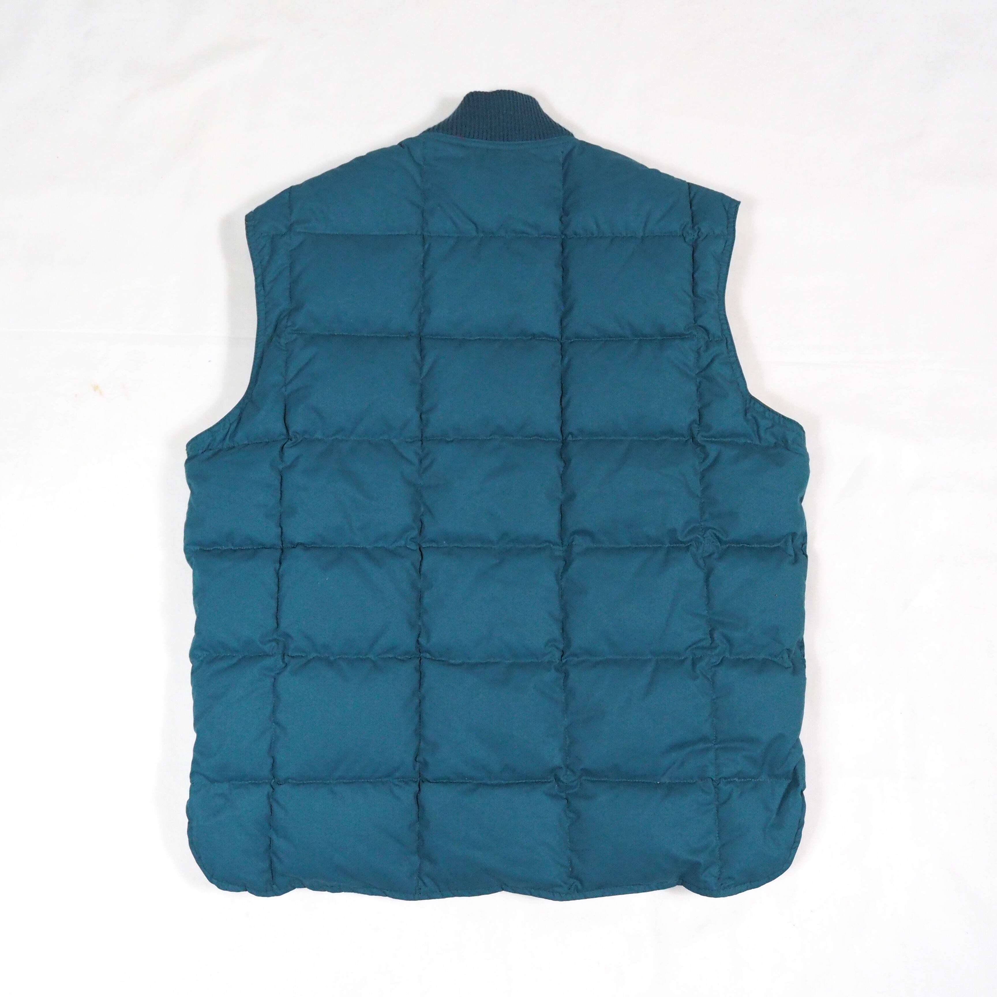 eddie bauer ダウンベスト　柴田ひかり着用 80~90s Eddie Bauer ダウンベスト 柴田ひかり 在原みゆ紀 - メルカリ