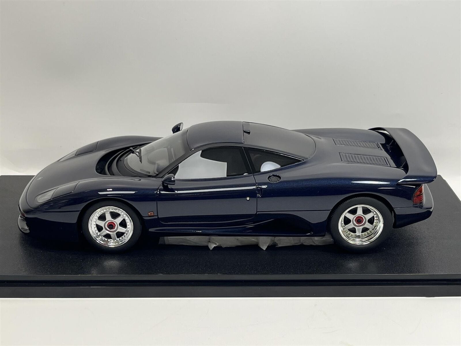 ジャガー XJ-R 1990 ブルーメタリック 1/18 オートカルト Jaguar XJ-R