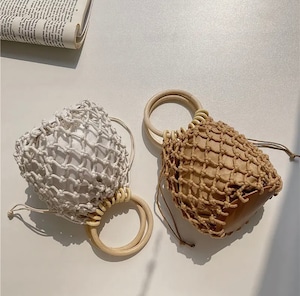 【2color】リングハンドル編みバッグ