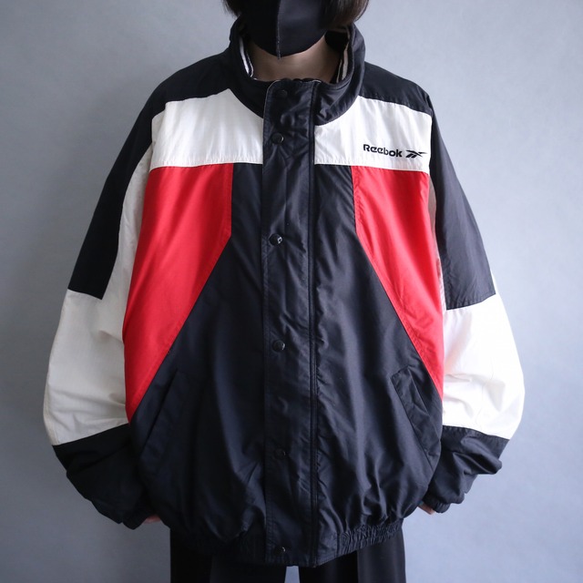 "Reebok"  3-tone switching color back logo design loose silhouette nylon blouson