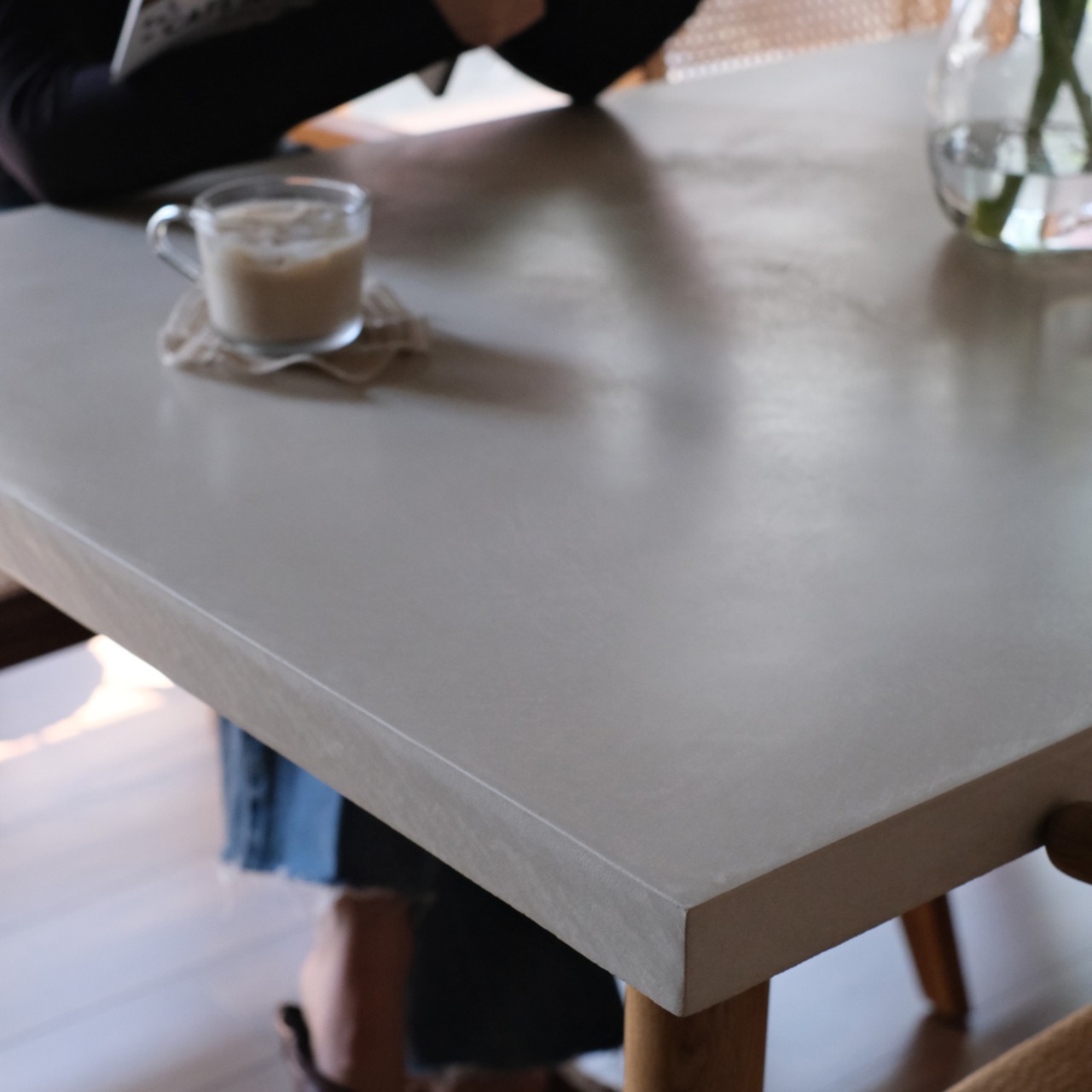 ダイニングテーブル/ウッドレッグ