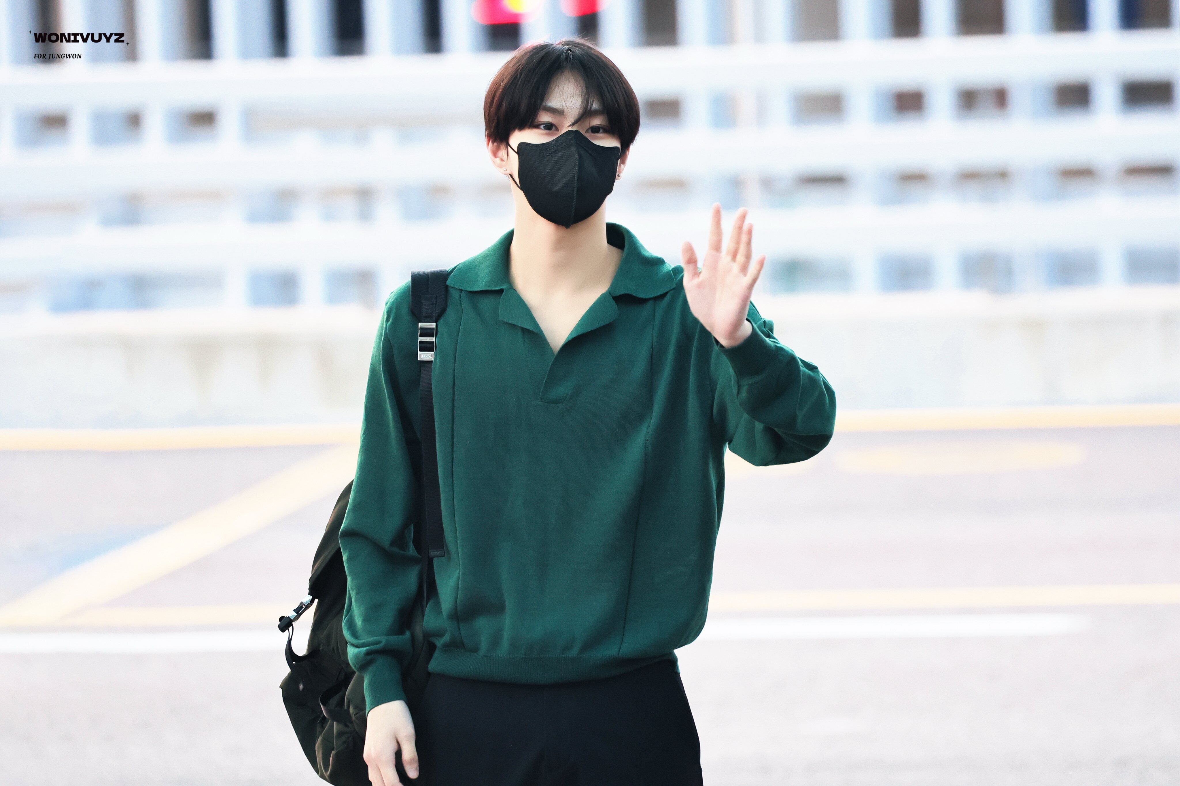 ☆ENHYPEN ジョンウォン 着用！！【RECTO】VINTAGE DADDY KNIT POLO