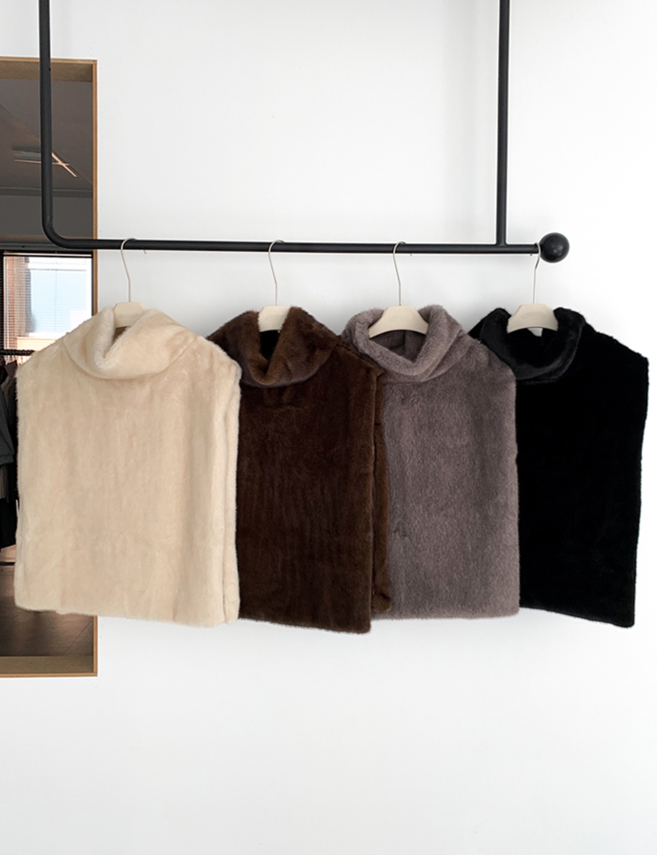 【新作５％OFF・3日間】Eco-Fur Volume Vest_4colors