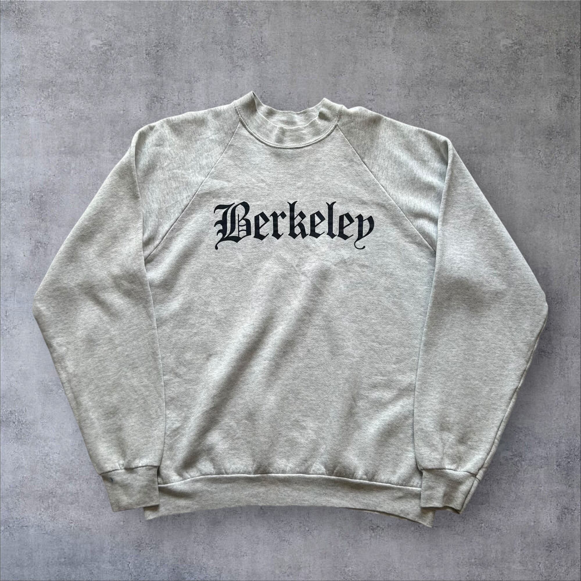 〜1990s Berkeley "Old English" Raglan Sleeve Sweat【高円寺店】